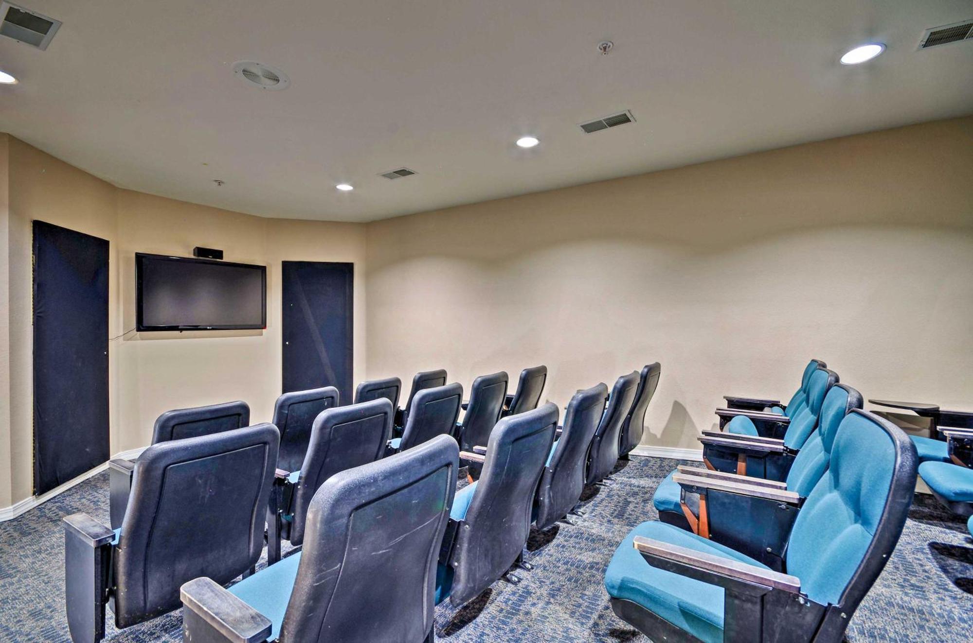 Ground-Floor Branson Condo With Community Perks エクステリア 写真