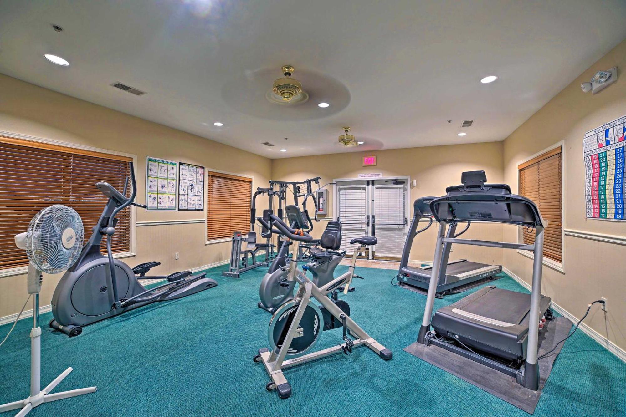 Ground-Floor Branson Condo With Community Perks エクステリア 写真
