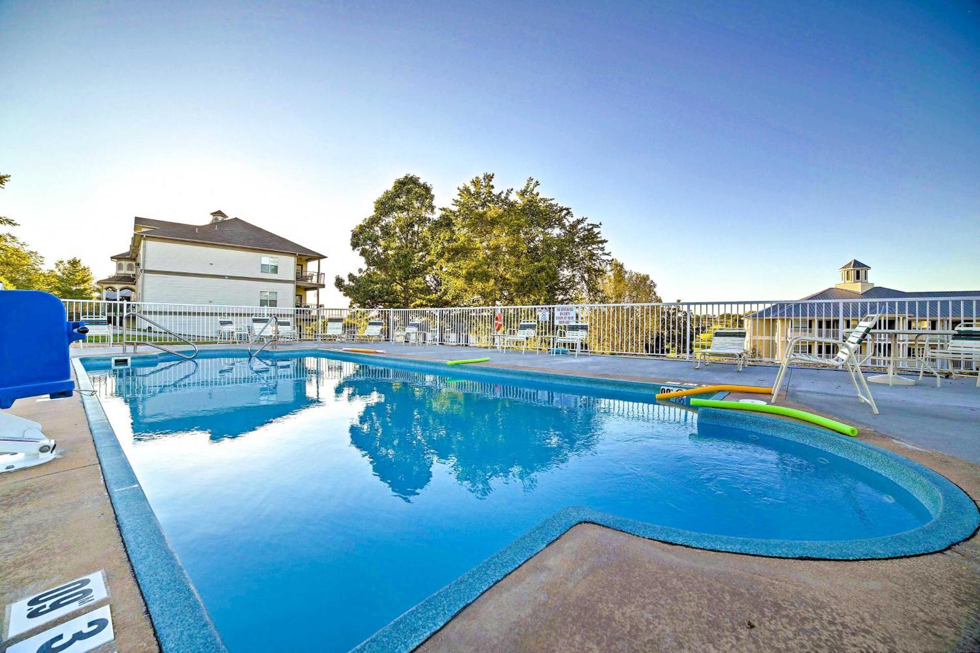 Ground-Floor Branson Condo With Community Perks エクステリア 写真
